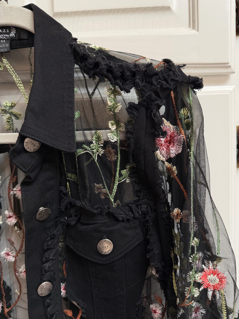 A.Z.I Floral Mesh Embroidered Jacket Black Size Medium - Picture 8 of 12